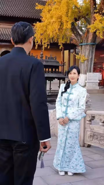 「最美小青」與老搭檔合體拍片引回憶,曾被插足婚姻而導致流產