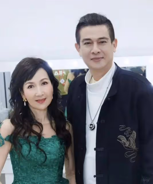 「最美小青」與老搭檔合體拍片引回憶,曾被插足婚姻而導致流產