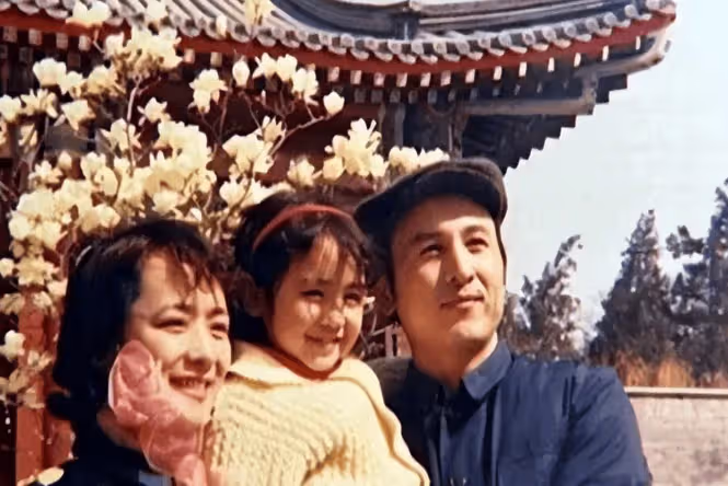 比玲花還火的國民歌后,75歲與世長辭!精神恍惚、口齒不清,晚年悲涼