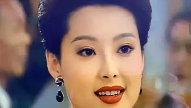 獨寵袁立12年,分手後轉身與張怡寧閃婚,徐威過得怎麼樣?