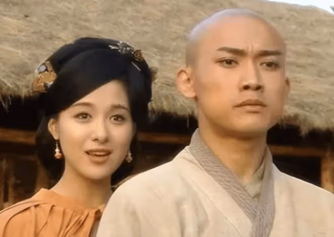 她是張國立的「夢中情人」，拿200萬向聶遠求婚被拒，如今嫁外交官家庭幸福