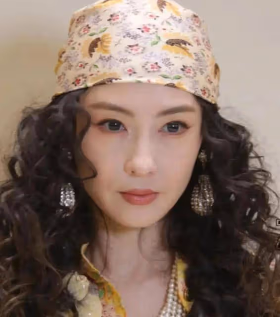 44歲張柏芝和32歲楊紫同框,頂級骨相和皮相美的區別出來了