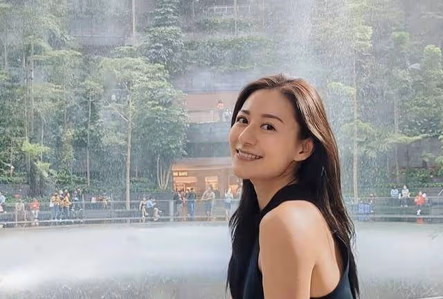 香港知名女星發生車禍緊急送醫,駕駛車輛發生側翻