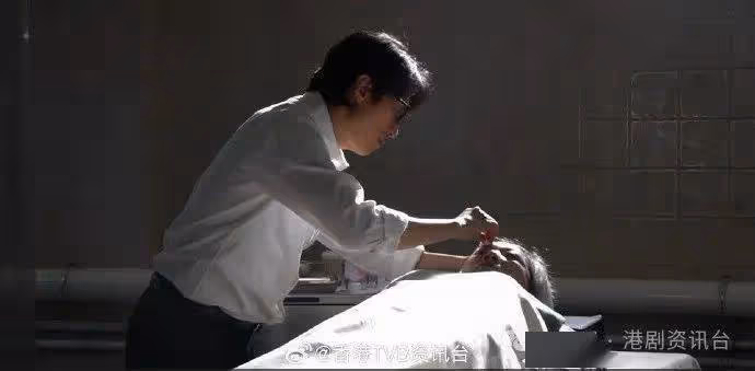 破地獄|黃子華角色原型潘英廉 由婚禮轉做殯儀