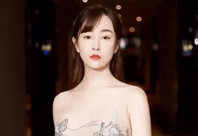 張檬官宣懷孕！備孕許久終於得償所願，從當紅明星自甘墮落去整容