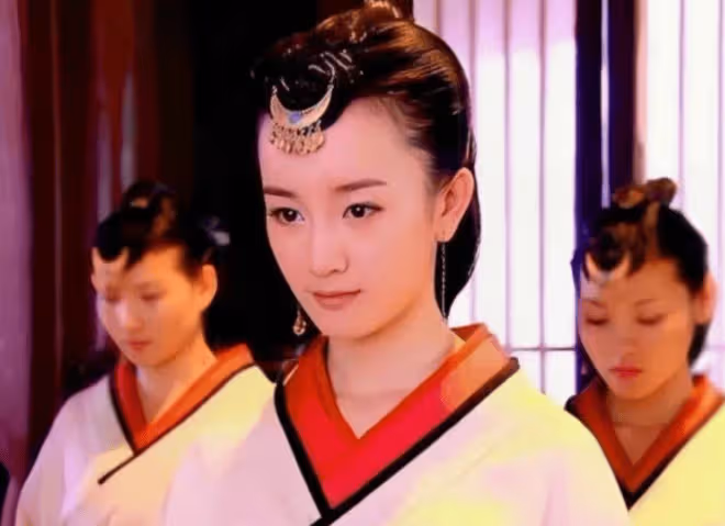張檬官宣懷孕！備孕許久終於得償所願，從當紅明星自甘墮落去整容
