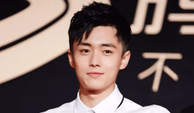 你永遠可以相信中戲審美,他搭檔肖戰後開始小火,如今也能演男一號了