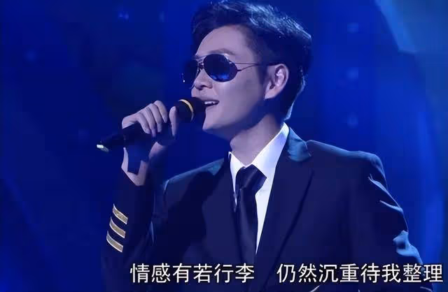 可喜可賀!TVB男星張振朗首奪視帝,開心直呼:覺得人生圓滿了