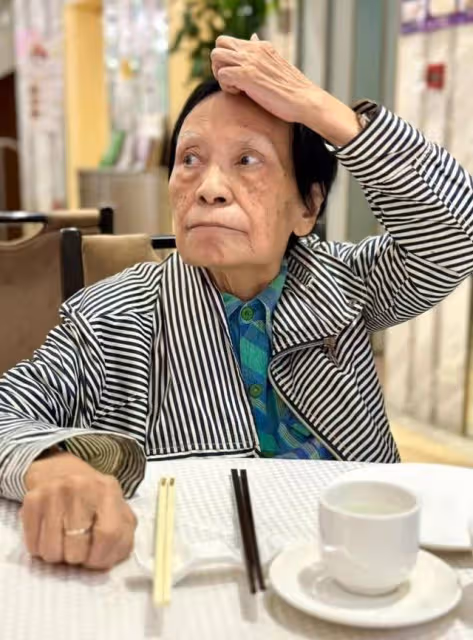 身體欠佳!87歲余慕蓮複診發現感染肺炎,消極直言:未必挺過今年