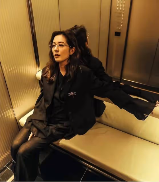 唐詩詠突曬婚紗照,笑容甜美,新造型撞臉韓星,網友:韓劇大反派