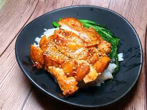 照燒蒜香版雞腿飯的做法