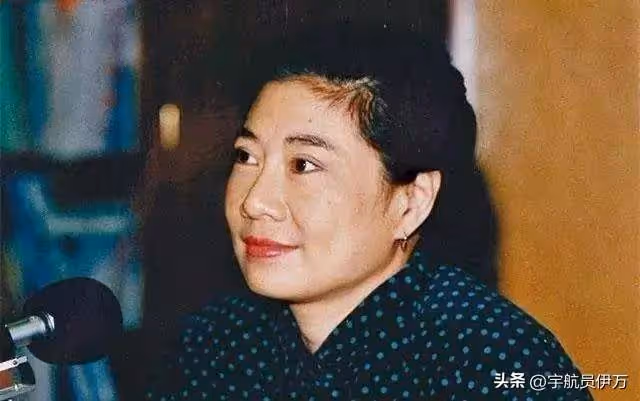 被閨蜜挖牆腳的3位女星！個個都是大冤種，劉嘉玲曾華倩反目成仇