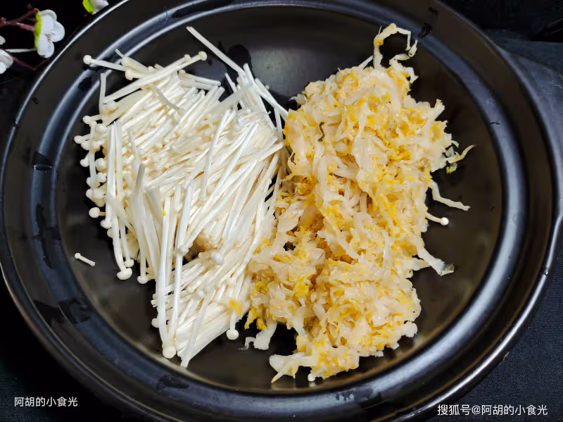 天冷愛這菜勝過吃餃子,上桌比肉搶手!簡單燉一鍋,溫暖又開胃、百吃不膩,這才是冬天的味道