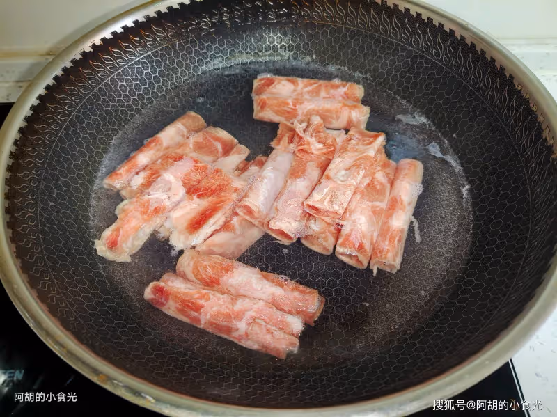 天冷愛這菜勝過吃餃子,上桌比肉搶手!簡單燉一鍋,溫暖又開胃、百吃不膩,這才是冬天的味道