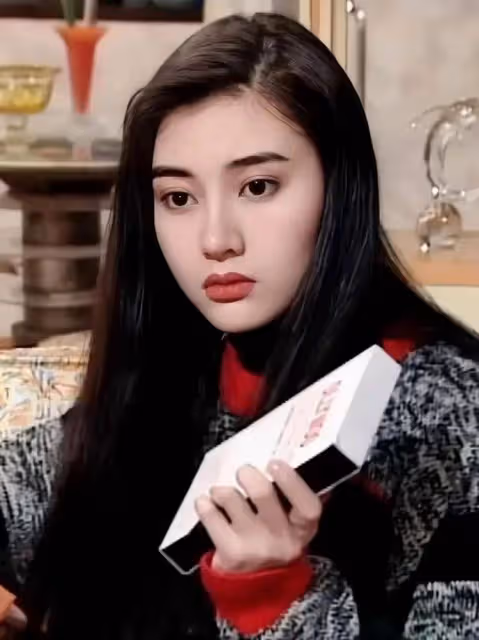 54歲最美港姐李嘉欣宣布復出,曾傳開工價5000萬