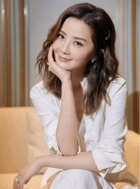 劫後重生中彩票!蔡卓妍北美巡演遇地震,驚呼震感像鬼片