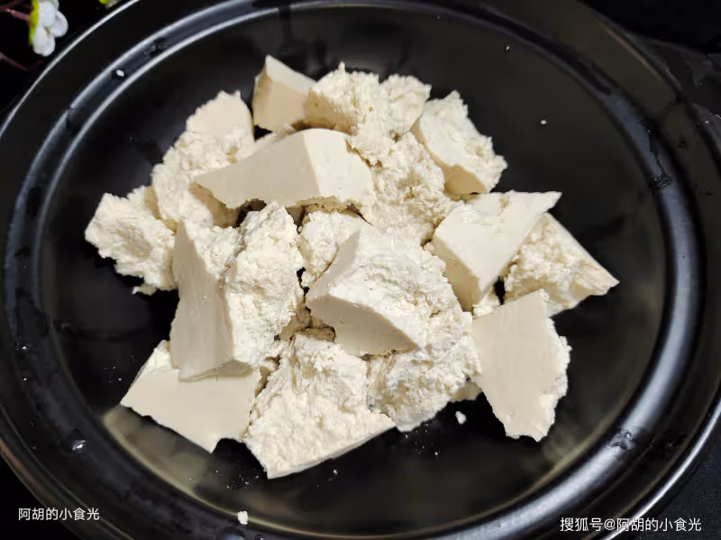 冬天不懂吃這菜就虧了，賽過吃肉的冬菜王！燉一燉上桌，滿口鮮香又暖人、特下飯，一鍋吃個精光