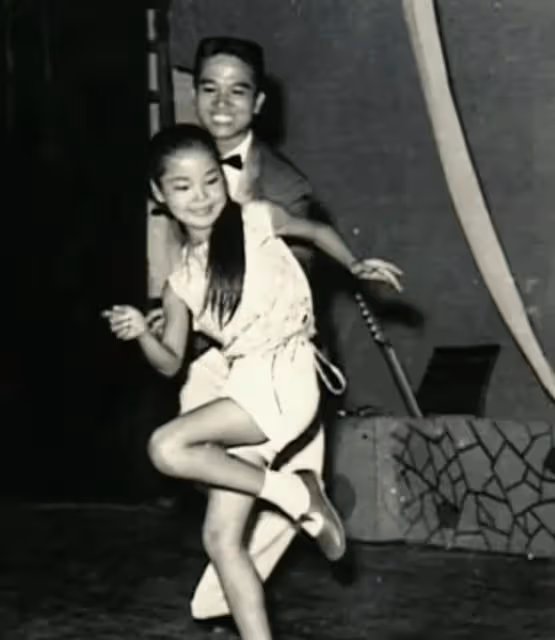 歌手鄧麗君:去世29年,男友保羅再婚生子,弟弟的堅持讓人感動