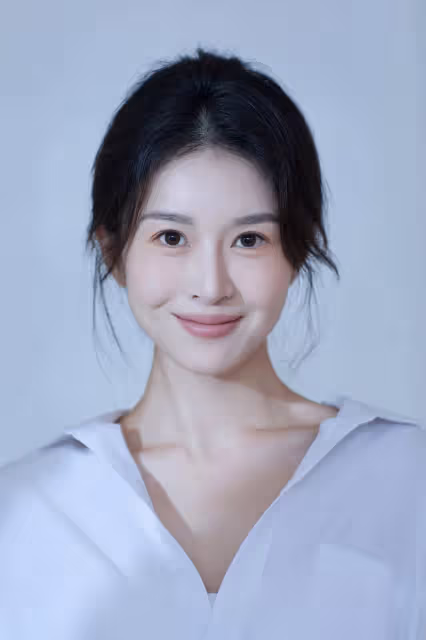《我是刑警》打醬油的她,笑眼梨渦迷人,戴眼鏡讓高知警花有了臉