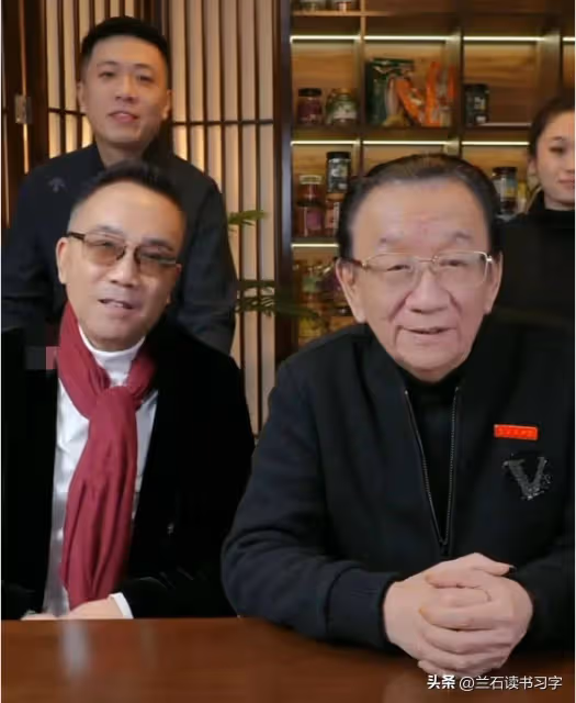 侯耀華，突現楊議直播間：我要是再管不住你，我這輩子就白混了