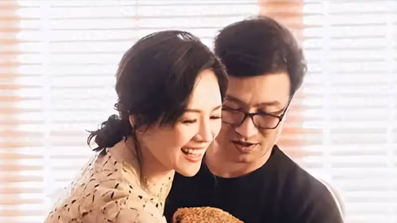 怒放的生命!汪峰8進民政局,告別國際章後,53歲再遇90後森林北