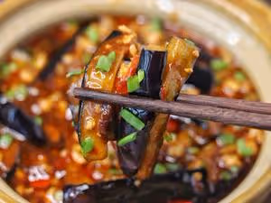 開胃下飯菜！巨簡單的家常魚香茄子煲
