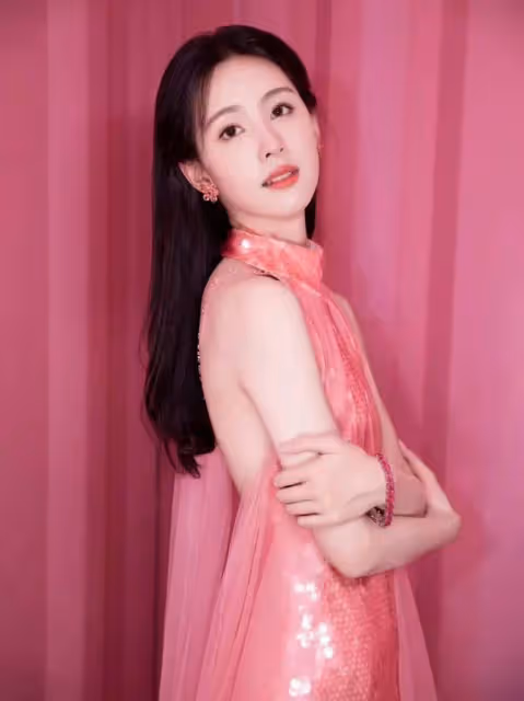陳都靈終於整部劇演魅惑女妖！同鞠婧禕爭艷美得讓人窒息