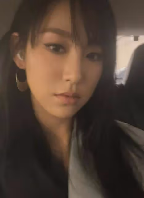 外表再蛻變?炎明熹疑遭雪藏近半年終公開露面,更意外撞臉徐子珊
