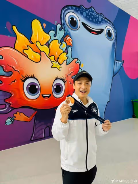 知名帥氣男星被催婚!回應耐人尋味,現任女友曾被曝出遭性侵