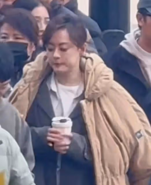 萬萬沒想到,演員孫儷一件衣服穿15年,網友:難怪看著眼熟
