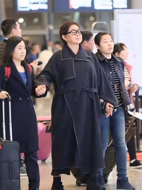 倪萍正面回應整容,自己就是太瘦了否認整容傳聞,稱就是造謠
