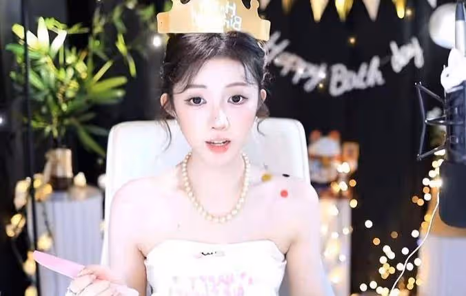 曝虎牙女主播酷萱去世,年僅25歲,長得漂亮身材好,曾一語成讖