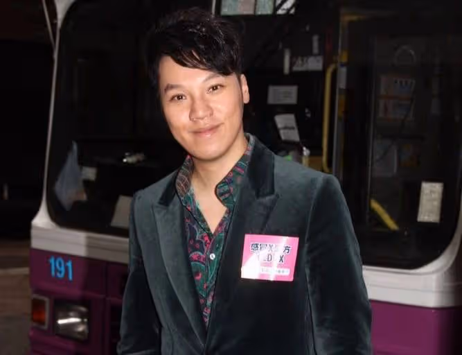 離譜!曾擔任郭晶晶婚宴司儀,家族資產超30億港星王賢志申請破產