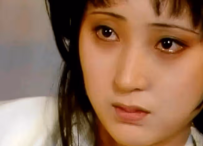 她在陳曉旭去世第二天出生,看了她的樣子網友直呼:陳曉旭重生了