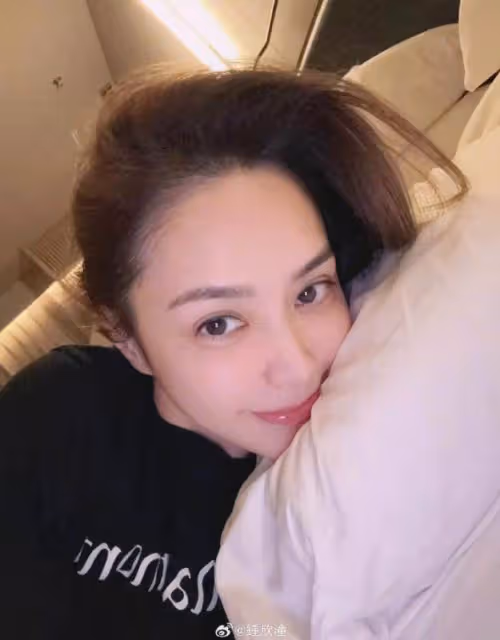 阿嬌在沙發上等男方一整晚，對方竟拿來炫耀，是否知三當三仍待考證