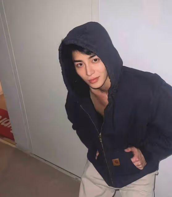 阿嬌在沙發上等男方一整晚，對方竟拿來炫耀，是否知三當三仍待考證