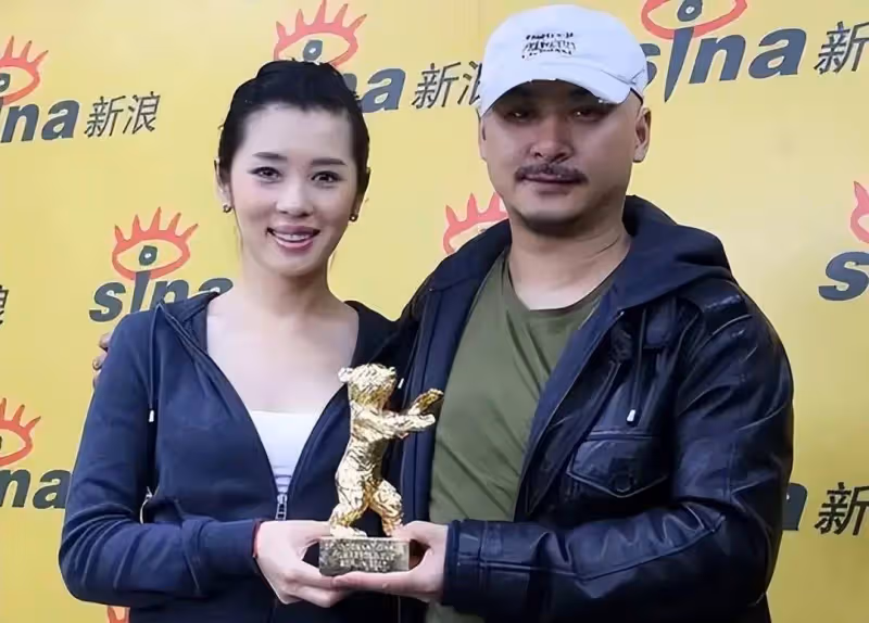 《戰狼》女主余男官宣結婚沒曝光老公！曾愛上張雨綺前夫