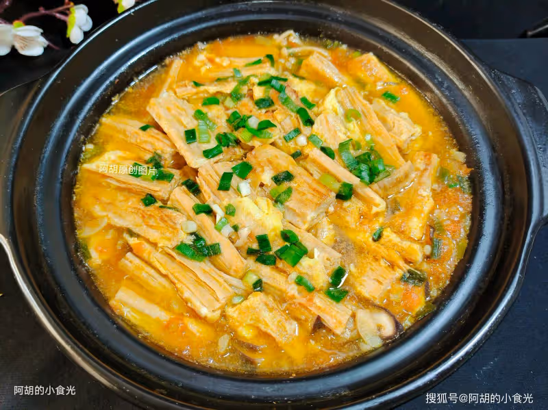冬天不吃肉就吃這菜,上桌全家搶著吃!10分鐘出一鍋,每口嫩到飛起、暖到心裡,次次都要光碟