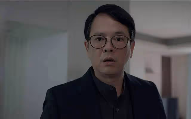 TVB知名男星演渣男被罵,與妻子恩愛近30年,每天都夸對方漂亮