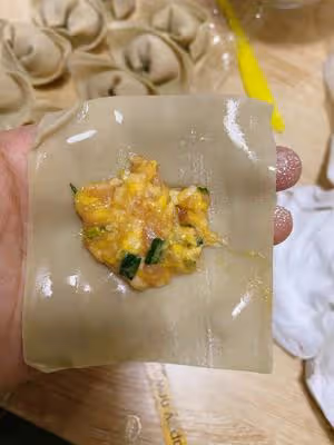 秋意滿滿蟹肉大餛飩
