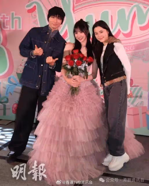 鍾柔美18歲生日著公主裙慶生！談炎明熹缺席沒現身