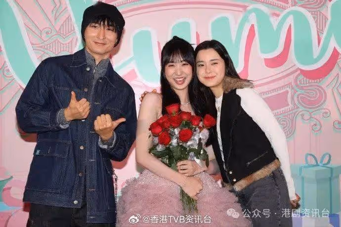 鍾柔美18歲生日著公主裙慶生!談炎明熹缺席沒現身