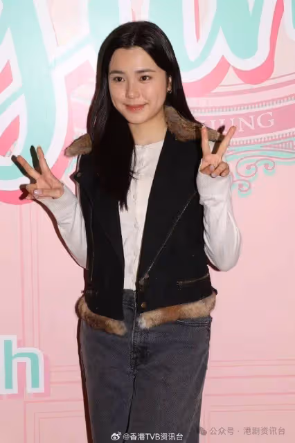 鍾柔美18歲生日著公主裙慶生!談炎明熹缺席沒現身