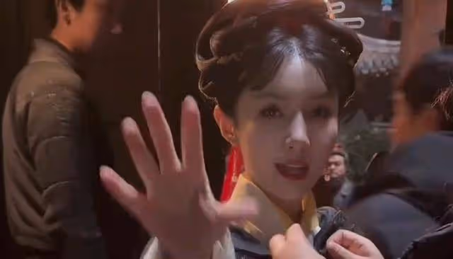 蘇琰真實身份被揭開，背叛萬皇后忠於竇昭，慶王謀反失敗成必然
