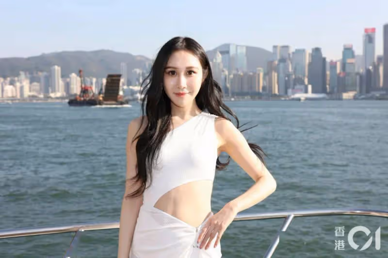 亞姐小姐來了！15位佳麗穿泳衣大曬身材！3號上圍澎湃最震撼！