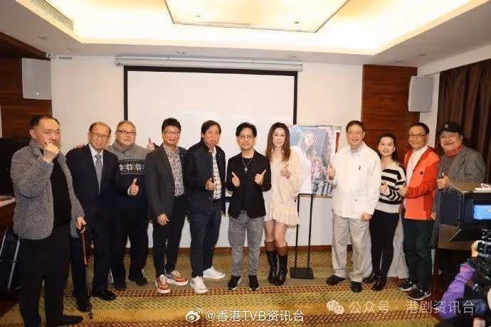 吳大強冬至與囝囝吳偉豪食飯做節!李佳將回上海探媽媽