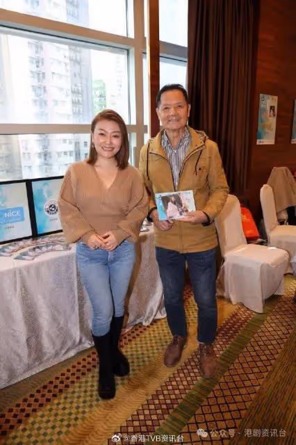 吳大強冬至與囝囝吳偉豪食飯做節!李佳將回上海探媽媽