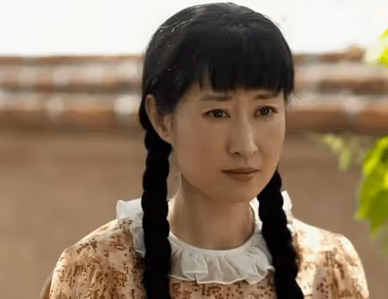 47歲劉敏濤擺脫婚姻束縛,自立自強成人生贏家,她的故事多勵志?