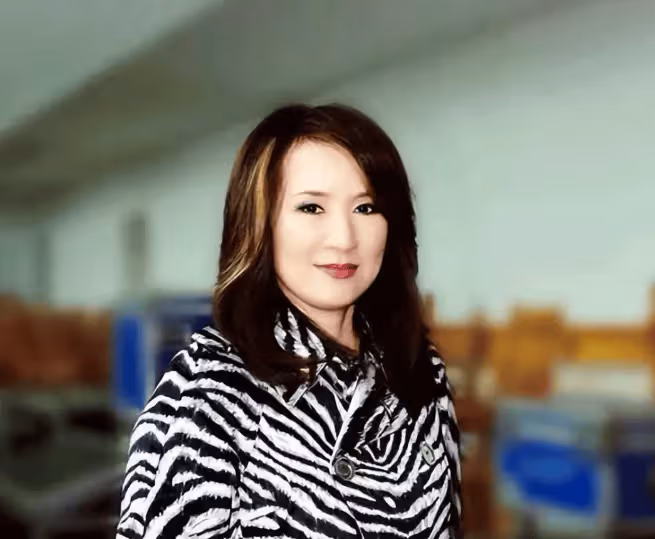 原來早已不是中國籍?被老外「玩膩就丟掉」的鄭緒嵐,卻回國撈金