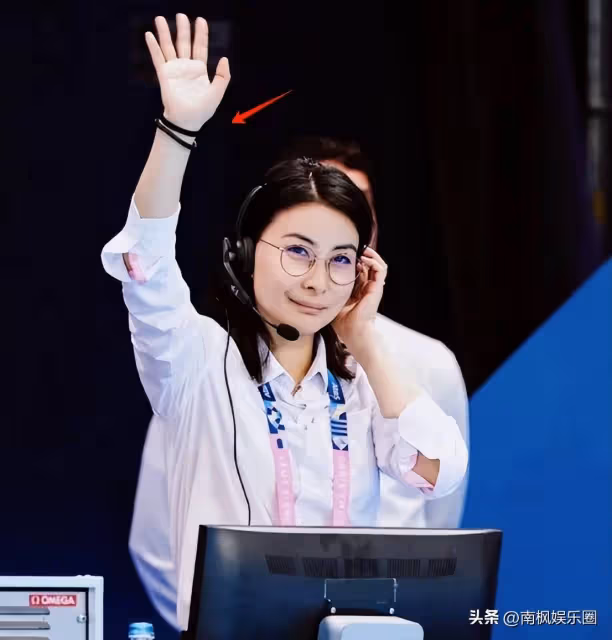 當43歲郭晶晶和62歲何超瓊站一起，我才徹底明白，什麼叫相由心生
